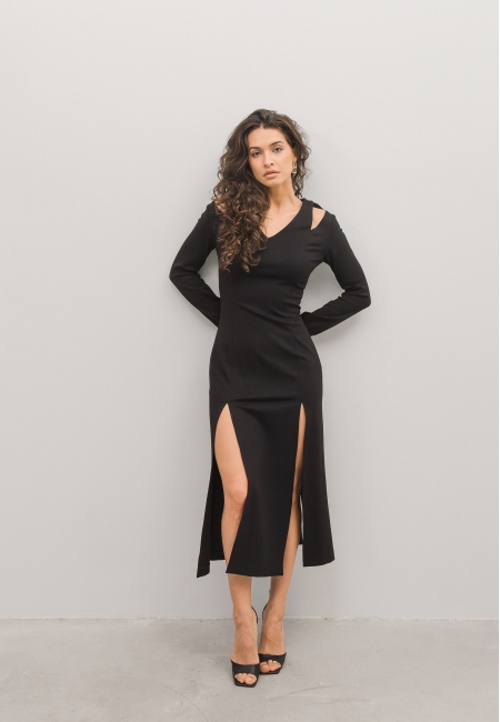 Платье с фигурным вырезом миди (черный)