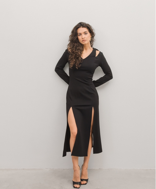 Платье с фигурным вырезом миди (черный)