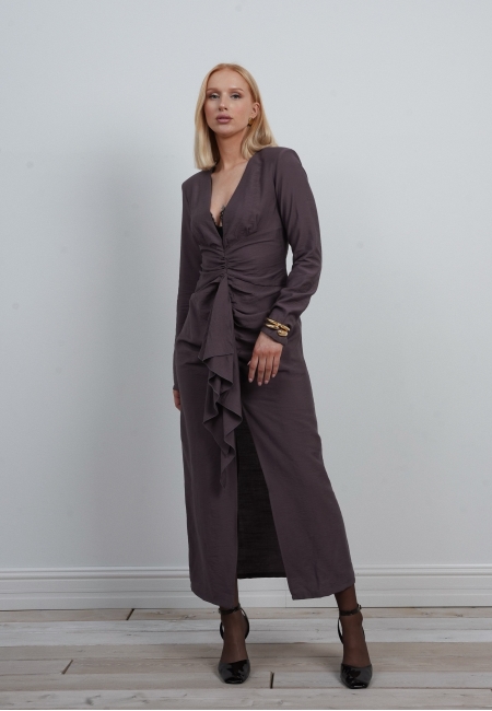 Платье приталенное с подплечниками (лиловый)