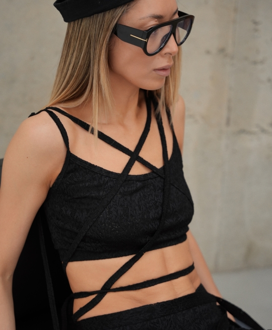Топ из гипюра "Афродита" (черный)
