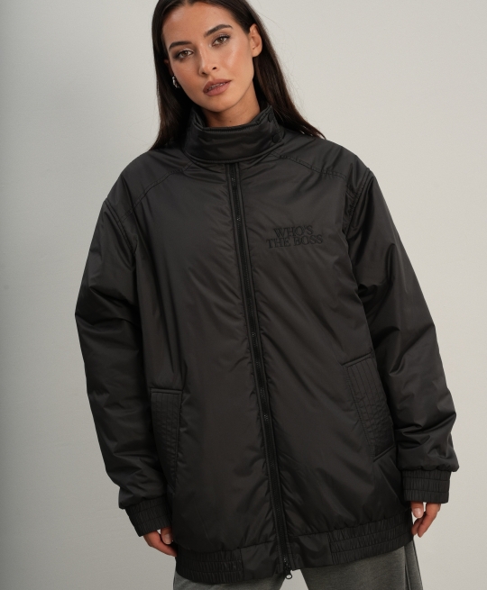 Бомбер с вышивкой (черный)