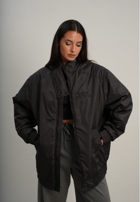 Бомбер с вышивкой (черный)