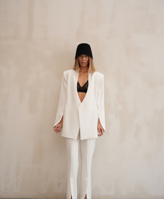 Брюки клеш с разрезами (айвори)